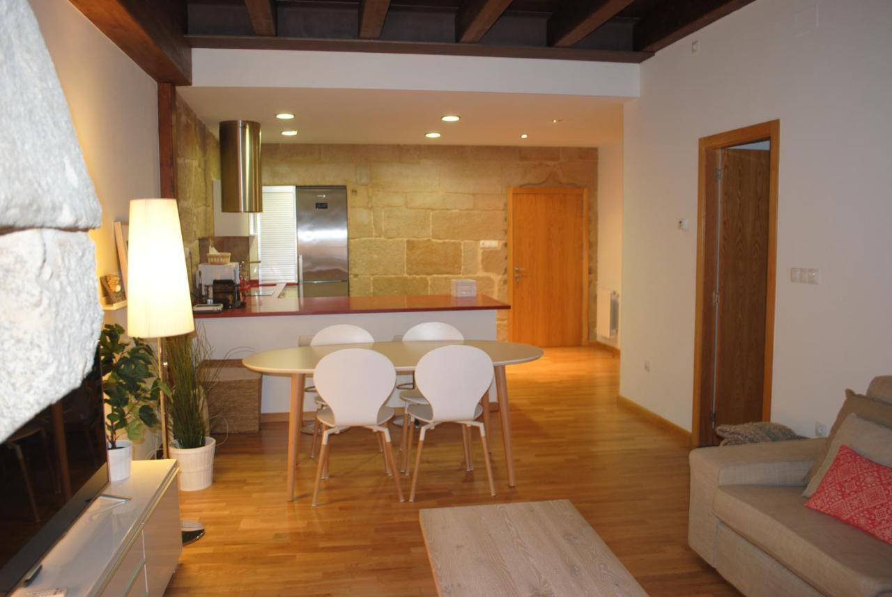 Piso En Antiguo Palacete Del Casco Historico Pontevedra Bagian luar foto