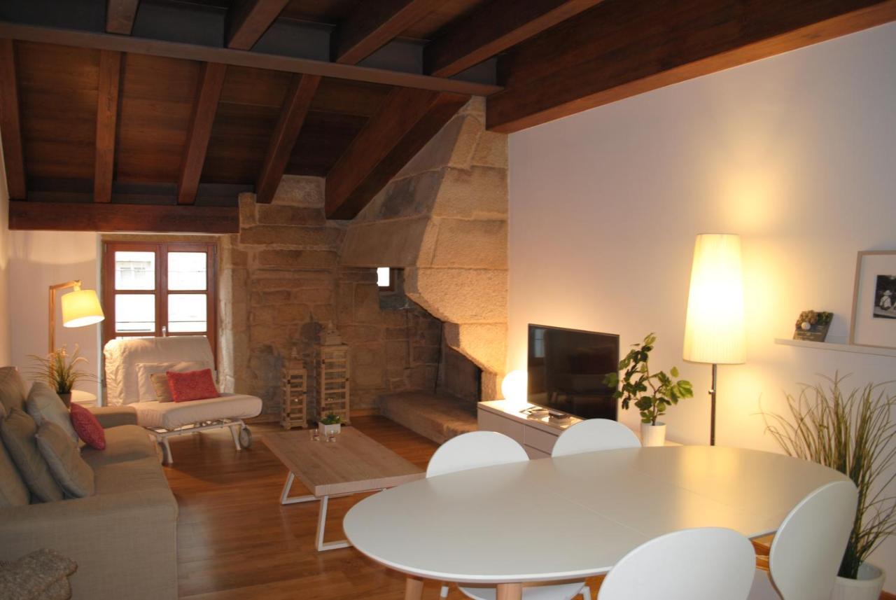 Piso En Antiguo Palacete Del Casco Historico Pontevedra Bagian luar foto